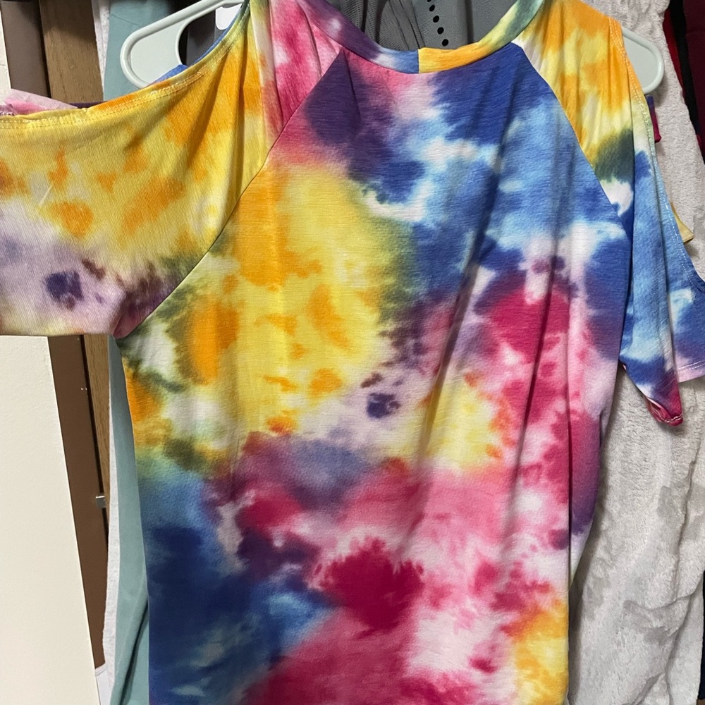 Tie Dye Rainbow Shirt - Picture 3 of 4